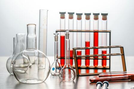 lab glassware suppliers